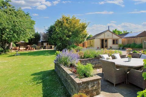 4 bedroom detached house for sale - High Street, Claverham