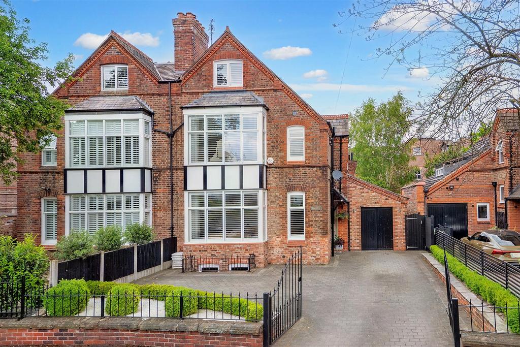 Lisson Grove, Hale, Altrincham 5 bed semidetached house for sale £