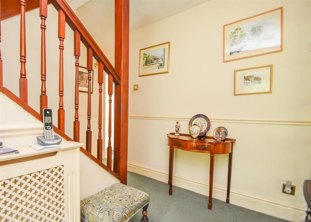 Llando, Stourbridge Road - Hallway.jpg