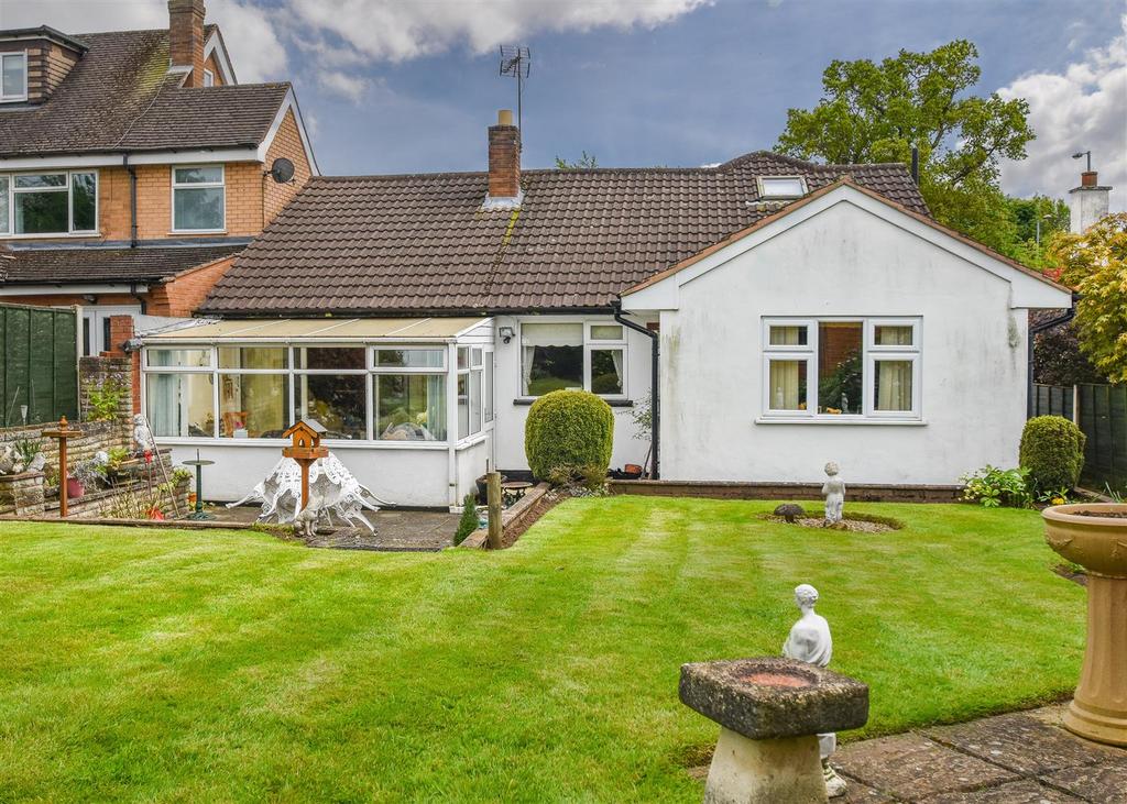 Llando, Stourbridge Road - Rear 2.jpg