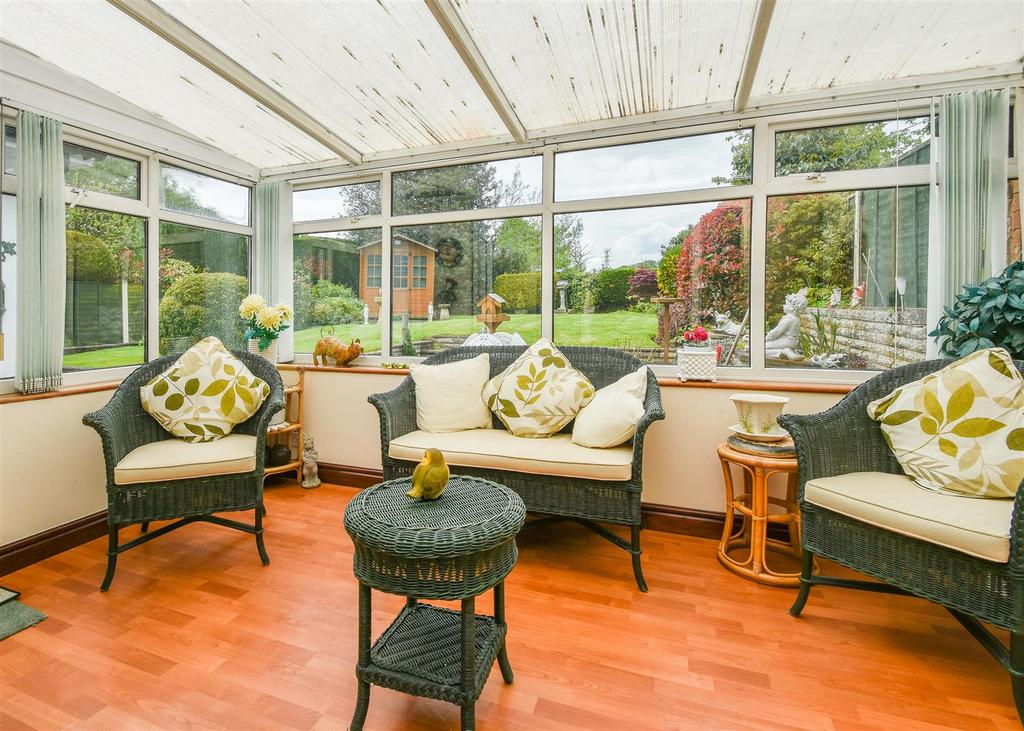 Llando, Stourbridge Road - Conservatory.jpg