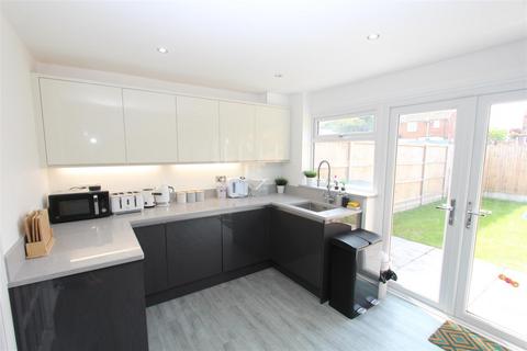 2 bedroom terraced house for sale - Lords Close, Bapchild, Sittingbourne