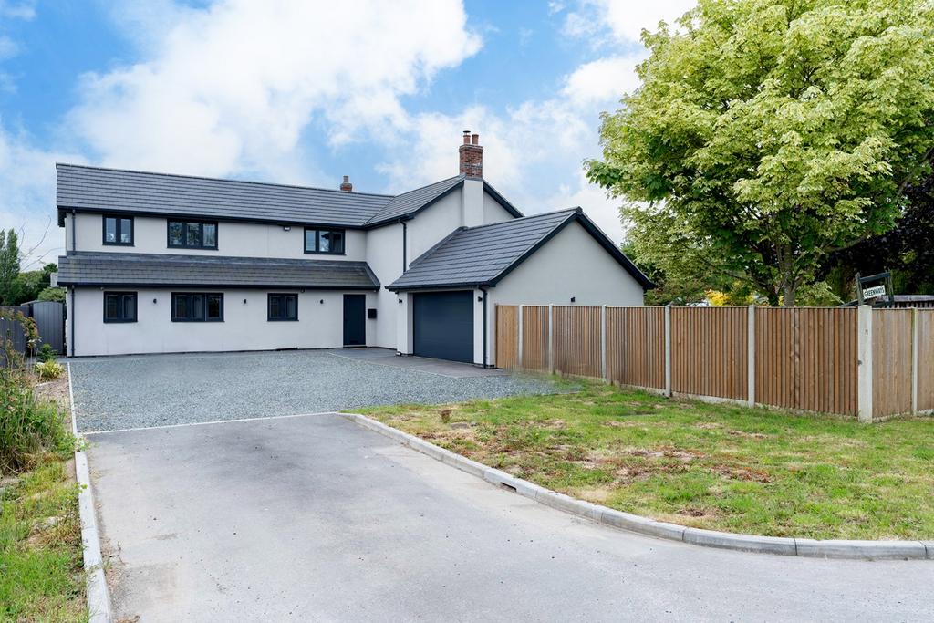 Low Road, Wyberton, Boston, PE21 3 bed detached house for sale £545,000