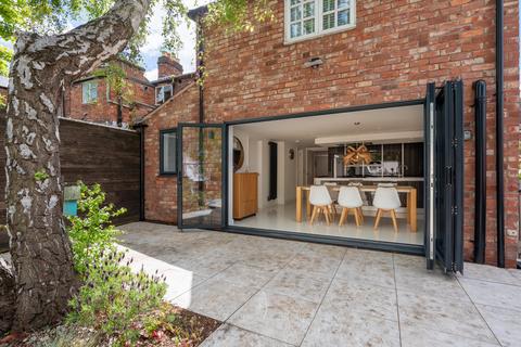 4 bedroom end of terrace house for sale, Whitehall Street, Shrewsbury, Shropshire, SY2