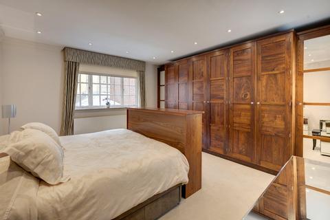 2 bedroom duplex for sale, Catherine Wheel Yard, St. James's, London, SW1A