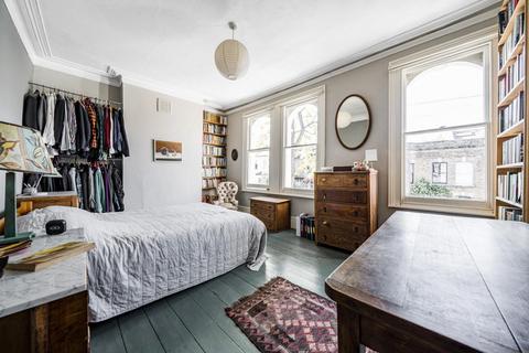 3 bedroom semi-detached house for sale - Danby Street, Peckham Rye