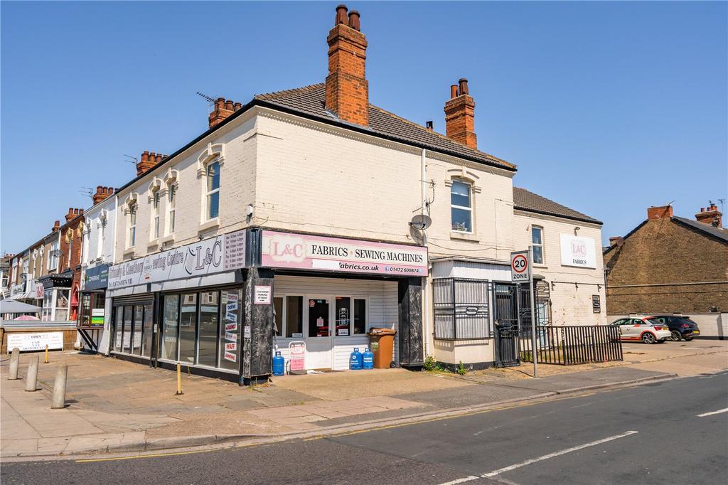 Grimsby Road, Cleethorpes, Lincolnshire, DN35 Retail property (high