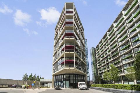 3 bedroom apartment for sale, Riverlight Quay London SW8