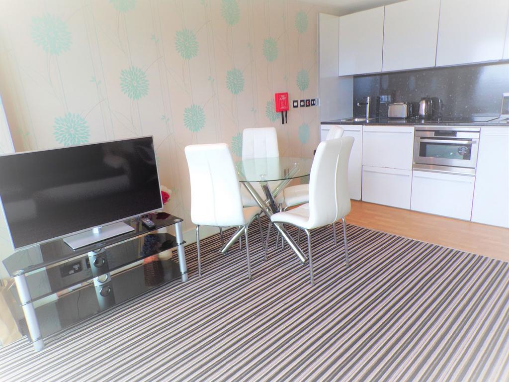 Apartment in Nottingham, Nottinghamshire - View 5