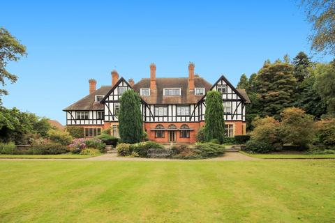 2 bedroom apartment to rent, The Grange, Frensham, Farnham