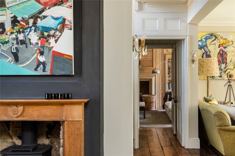 10 Hillside, London, SW19 4NH