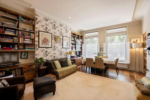 3 bedroom flat for sale, Campden Hill Road, London, W8