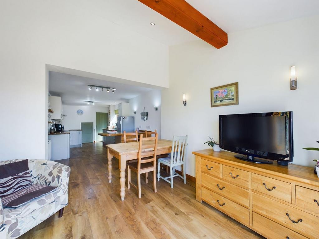 Kitchen / breakfast / dining room