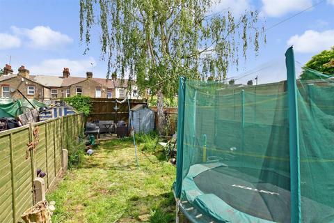 3 bedroom terraced house for sale, Vickers Road, Erith, Kent