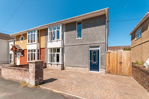 31 Glanrhyd Road, Ystradgynlais, Swansea, SA9 1AU