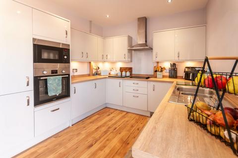 31 Glanrhyd Road, Ystradgynlais, Swansea, SA9 1AU