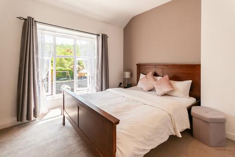 31 Glanrhyd Road, Ystradgynlais, Swansea, SA9 1AU