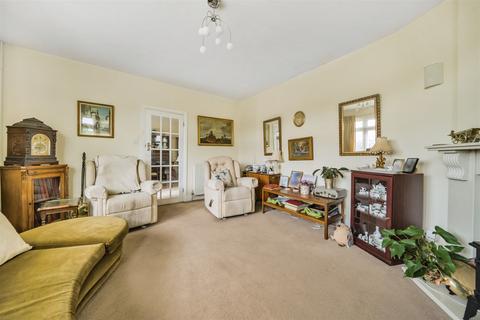3 bedroom detached bungalow for sale - Kings Drive, Pagham, Bognor Regis, PO21