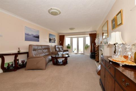 18 Eastern Esplanade, Broadstairs, CT10 1DR
