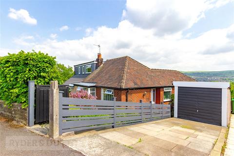 26 Cheviots Road, Shaw, Oldham, OL2 7QS