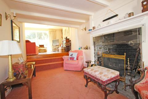 5 bedroom townhouse for sale, Le Bourgage, Alderney GY9