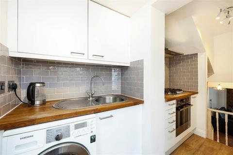 1 bedroom ground floor flat for sale, Pixley Street, London, E14 7DF