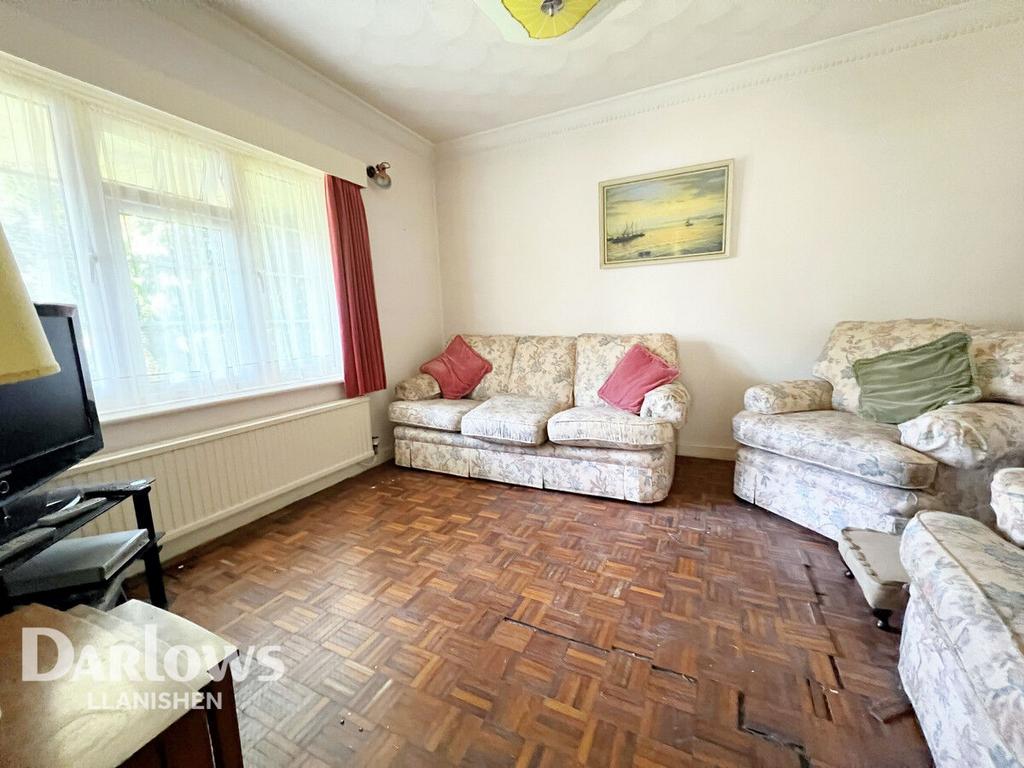 Tanglewood Close, Cardiff 5 bed detached house for sale £675,000