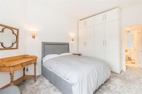 2 bedroom flat to rent, Fulham Road, Chelsea SW3