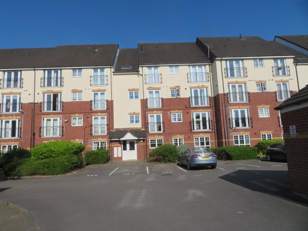 Sandycroft Avenue, Wythenshawe, M22 2 bed apartment £1,000 pcm (£231 pw)