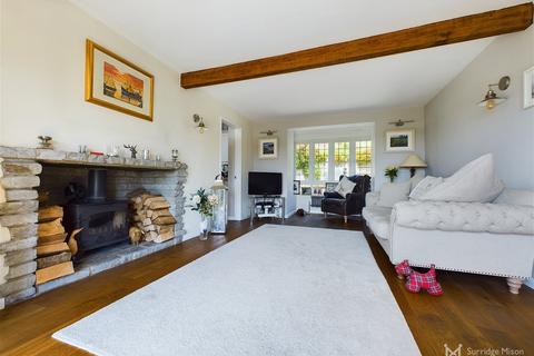 3 bedroom detached house for sale, Hillside, Eastbourne BN20