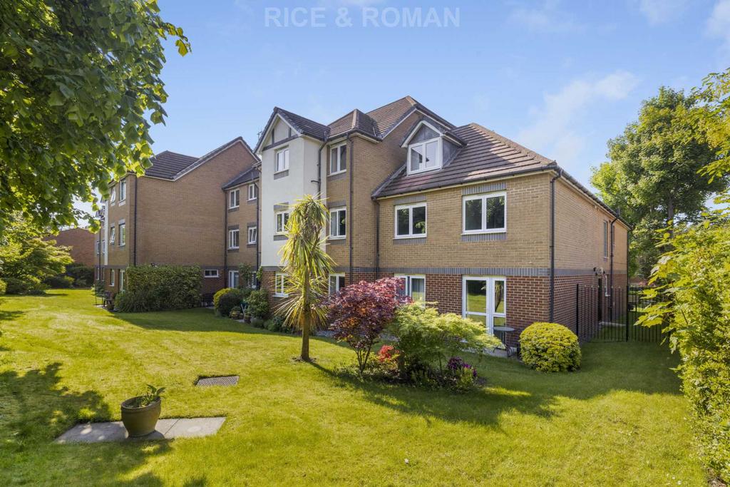 Upper Gordon Road, Camberley GU15 1 bed retirement property for sale