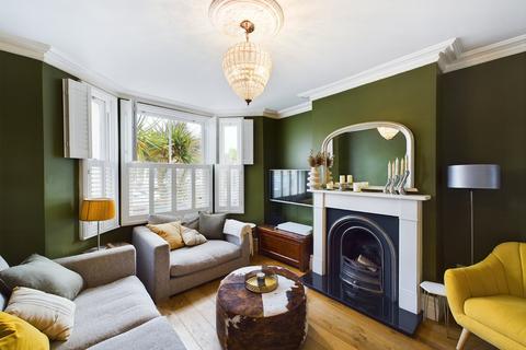 undefined, Pear Tree Road, Addlestone, Surrey, KT15