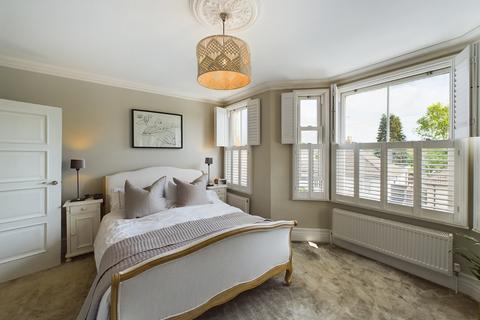 undefined, Pear Tree Road, Addlestone, Surrey, KT15