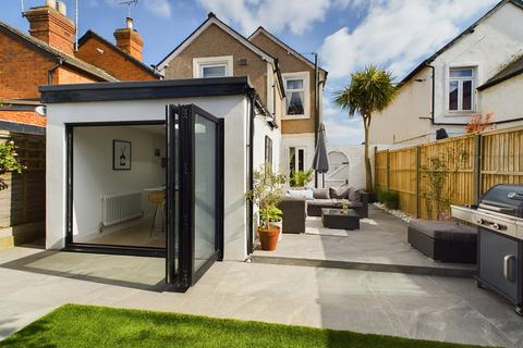 undefined, Pear Tree Road, Addlestone, Surrey, KT15