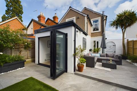 undefined, Pear Tree Road, Addlestone, Surrey, KT15