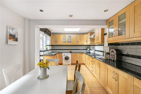 2 bedroom apartment to rent, Lower Richmond Road, Putney, SW15