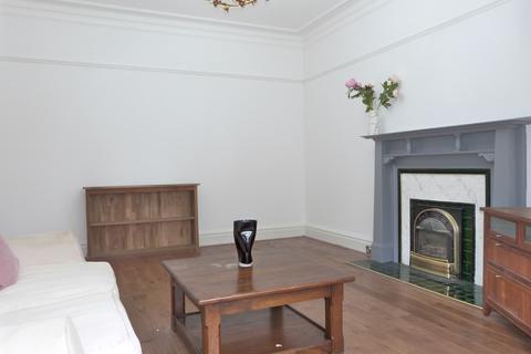 2 bedroom ground floor flat to rent, St Georges Road, Harrogate, HG2