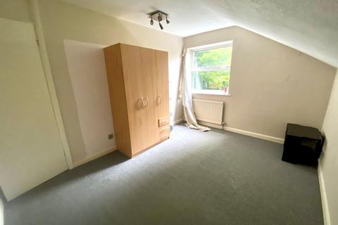 71 Viscount Road, Northampton, NN3 5BJ