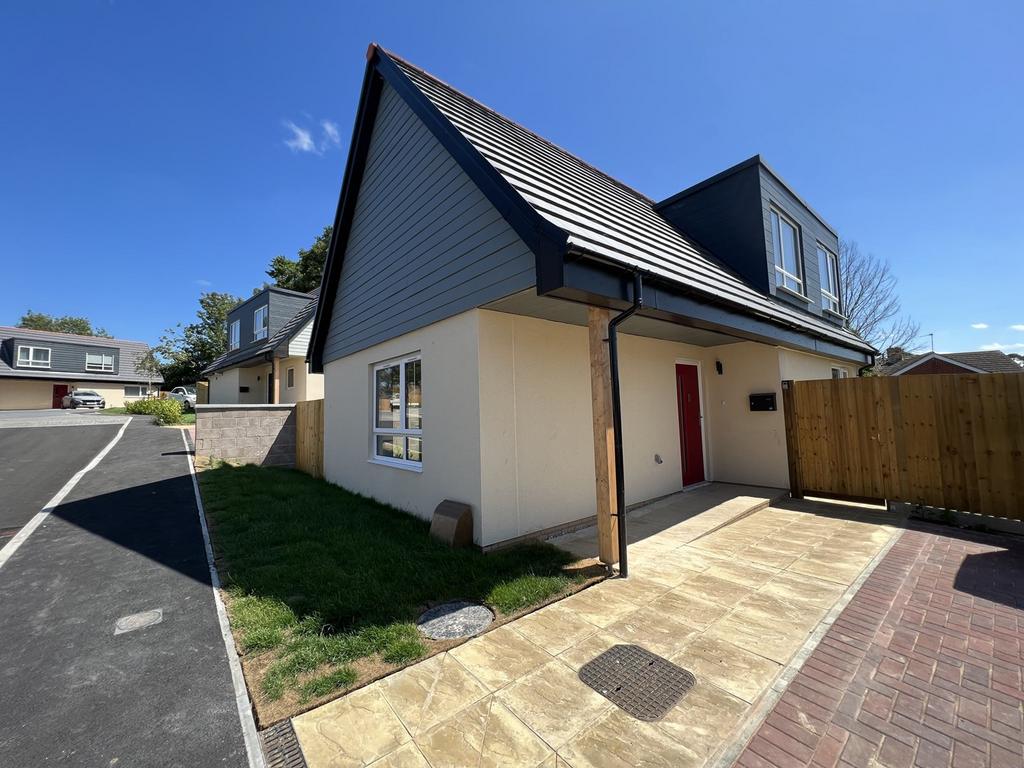 Durleigh View Close, Bridgwater, TA6 3 bed chalet for sale £345,000