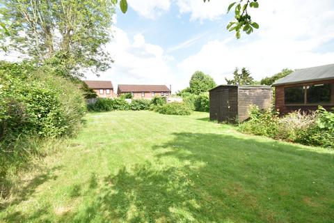 3 bedroom bungalow for sale, Tylers Hill Road, Chesham, Buckinghamshire, HP5