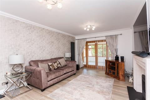 24 Dunham Drive, Whittle Le Woods, Chorley, PR6 7DN
