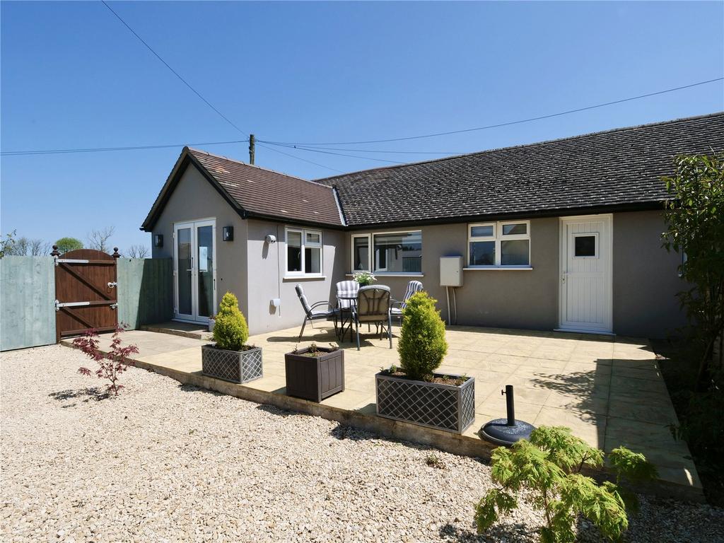 Rural Bungalow on the outskirts of Wells 2 bed bungalow for sale £375,000