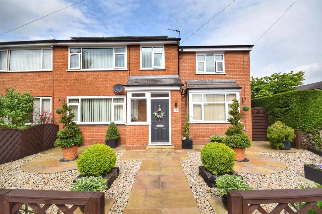 Kenilworth Drive, Clitheroe, Lancashire, BB7 4 bed semidetached house