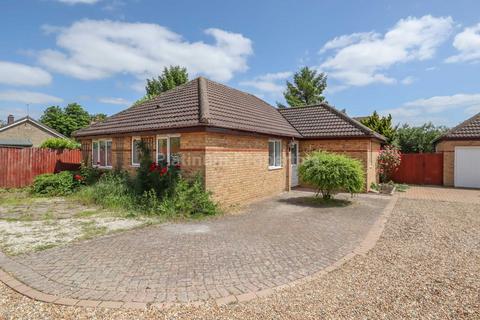 4 bedroom detached bungalow to rent, Fordham Road, Soham