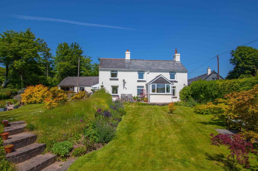 Dartmoor 5 bed detached house for sale £800,000