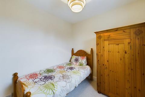 22 Wheatfield Road, Northampton, NN3 2NE