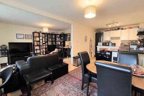 2 bedroom apartment for sale - Charlotte Close, Halifax HX1