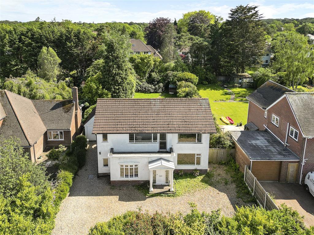 Alyth Road, Talbot Woods, Bournemouth, Dorset, BH3 3 bed detached house ...