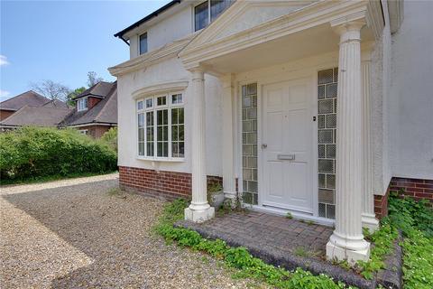 60 Alyth Road, Talbot Woods, Bournemouth, BH3 7HD