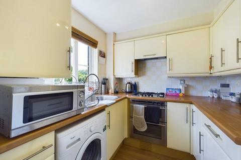 2 bedroom flat for sale, Thompson Way, Rickmansworth